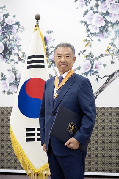 건설법무대학원 강재철 석좌교수, 대한민국 홍조근조훈장 수상