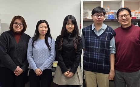 장민 교수(환경공학과) 연구팀, 금속-유기 골격체(MOF)의 배위 조정을 통한

수중 불소이온 흡착 성능 향상 및 고효율 La-MOF 흡착제 개발