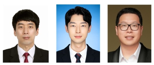왼쪽부터 광운대학교 컴퓨터정보공학부 장진곤 교수, 아주대학교 지능형반도체공학과 송윤석 석사과정, 아주대학교 전자공학과 · 지능형반도체공학과 박성준 교수