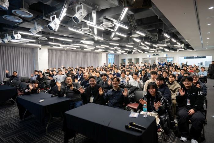 ‘ROSCon Korea 2026’  참가자들의 강의실 단체사진 